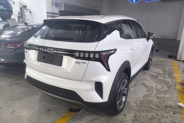 Used Lynk & Co 06 EM-P 2023 1.5T Remix PHEV Pro Exterior 3