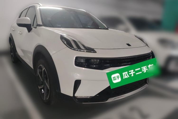 Used Lynk & Co 06 EM-P 2022 PHEV 84 km Range Pro Version Front Right 45 Deg
