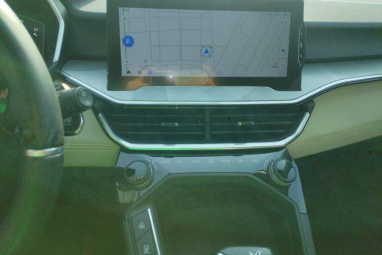Used Lynk & Co 06 EM-P 2020 PHEV Plus Audio And AC Panel