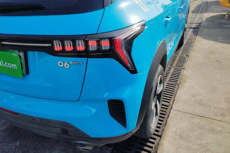 Used Lynk & Co 06 EM-P 2020 PHEV Plus Exterior 6
