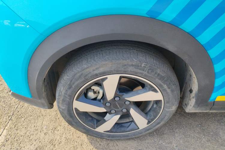 Used Lynk & Co 06 EM-P 2020 PHEV Plus Exterior 7