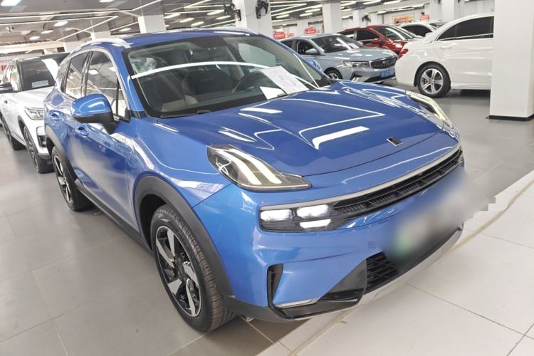 Used Lynk & Co 06 EM-P 2020 PHEV Plus Front Right 45 Deg