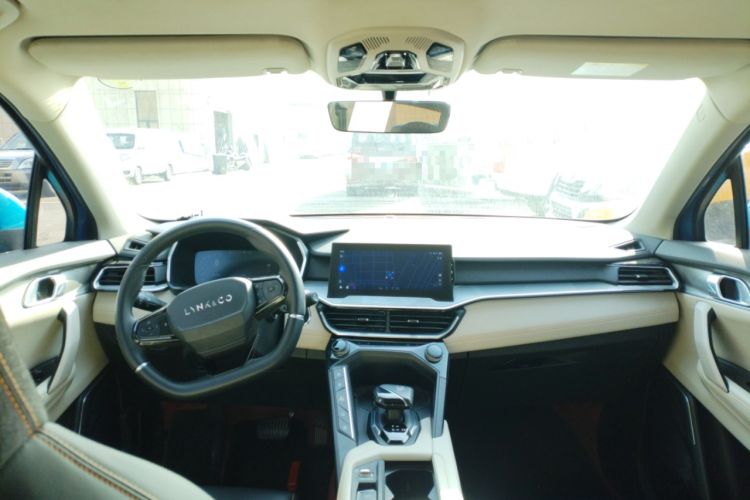 Used Lynk & Co 06 EM-P 2020 PHEV Plus Interior 2