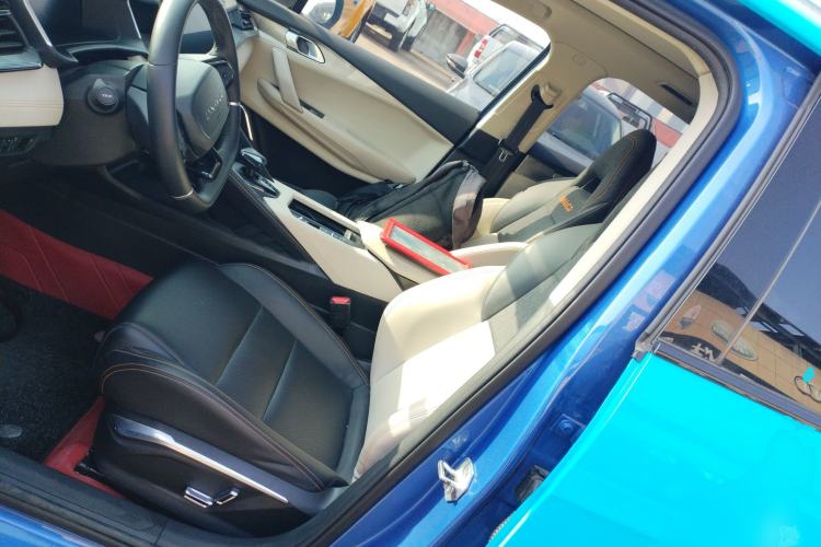 Used Lynk & Co 06 EM-P 2020 PHEV Plus Left Front Seat