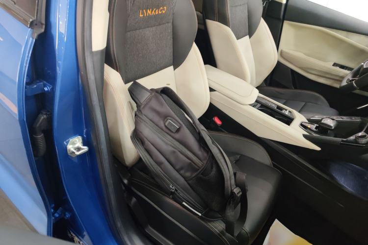 Used Lynk & Co 06 EM-P 2020 PHEV Plus Right Front Seat