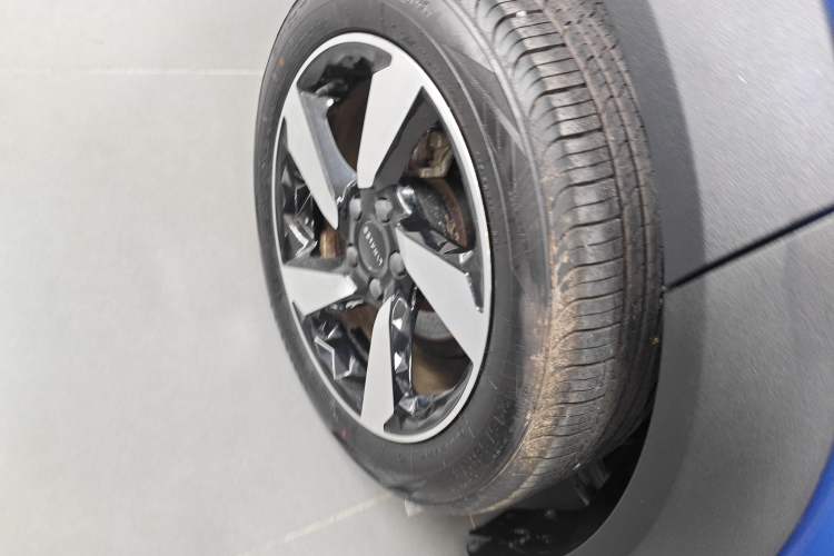 Used Lynk & Co 06 EM-P 2020 PHEV Plus Right Rear Wheel Hub