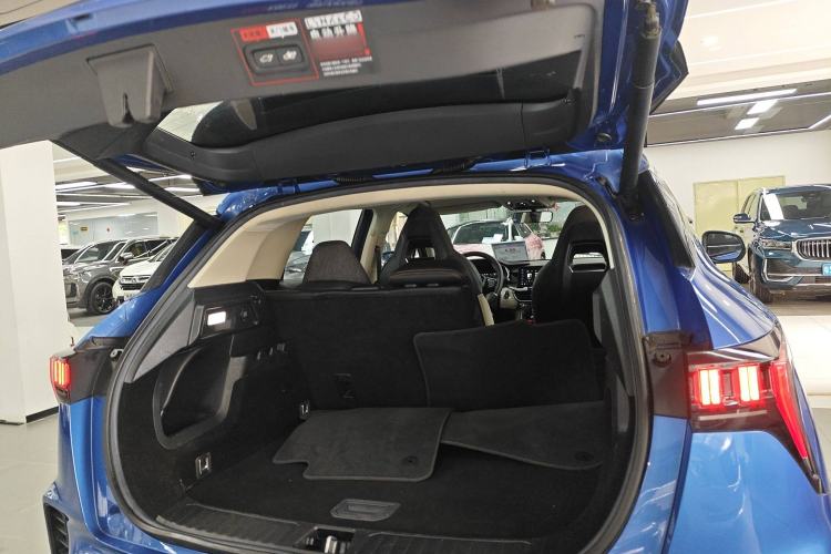 Used Lynk & Co 06 EM-P 2020 PHEV Plus Trunk