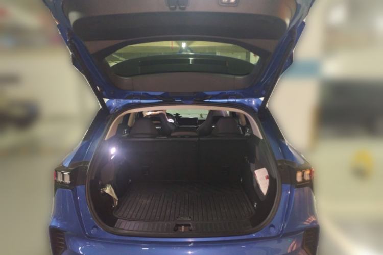 Used Lynk & Co 06 EM-P 2020 PHEV Plus Trunk