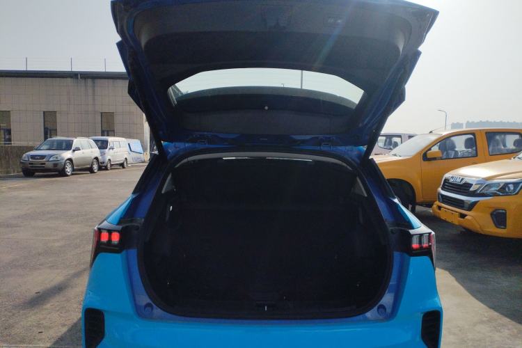 Used Lynk & Co 06 EM-P 2020 PHEV Plus Trunk