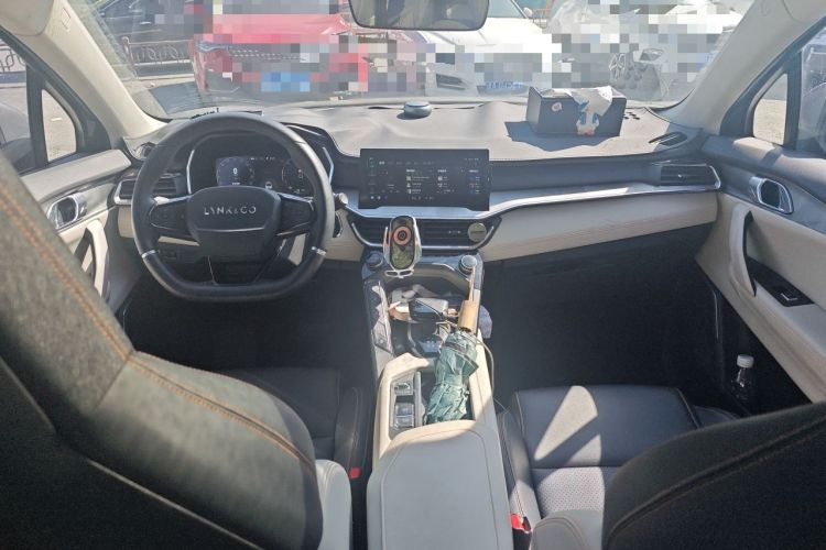 Used Lynk & Co 06 EM-P 2020 PHEV Plus Center Console