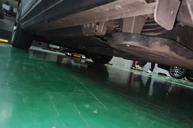 Used Lynk & Co 06 EM-P 2020 PHEV Plus Chassis Rear Left