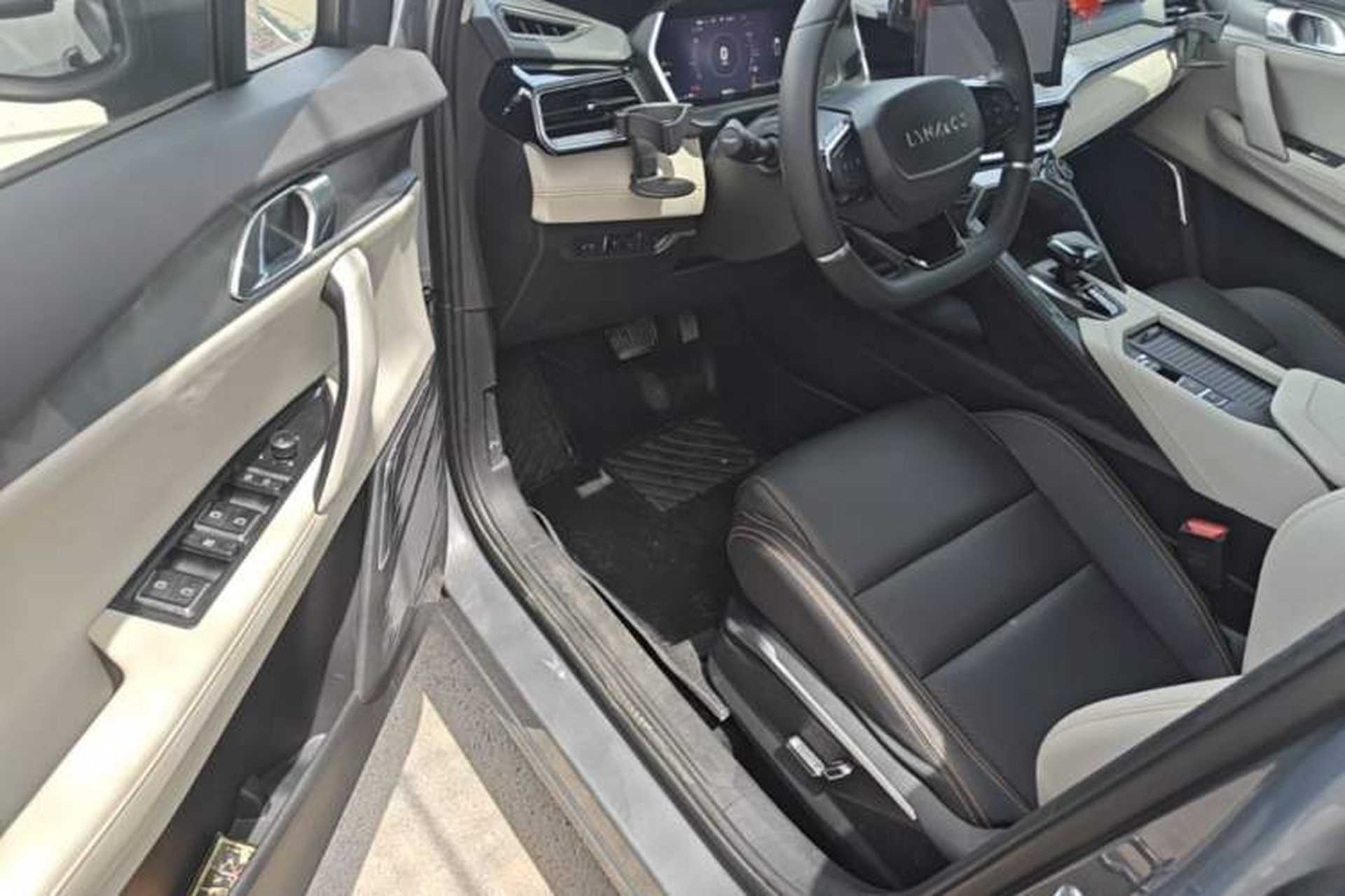 Used Lynk & Co 06 EM-P 2020 PHEV Plus Driver Seat