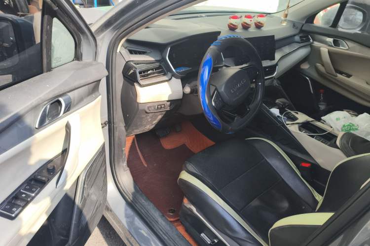 Used Lynk & Co 06 EM-P 2020 PHEV Plus Driver Seat