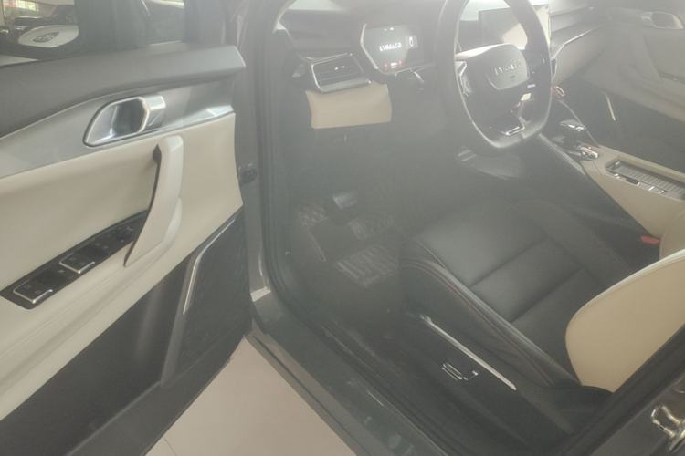 Used Lynk & Co 06 EM-P 2020 PHEV Plus Driver Seat