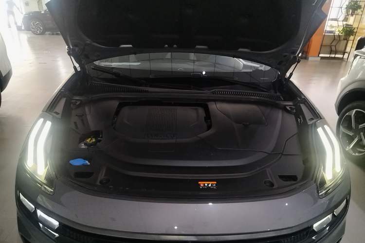 Used Lynk & Co 06 EM-P 2020 PHEV Plus Engine Bay