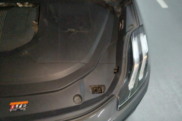 Used Lynk & Co 06 EM-P 2020 PHEV Plus Engine Bay Left
