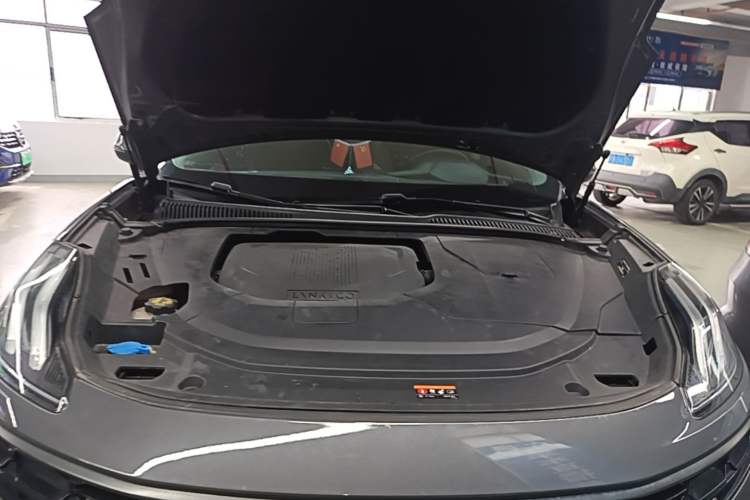 Used Lynk & Co 06 EM-P 2020 PHEV Plus Engine Bay