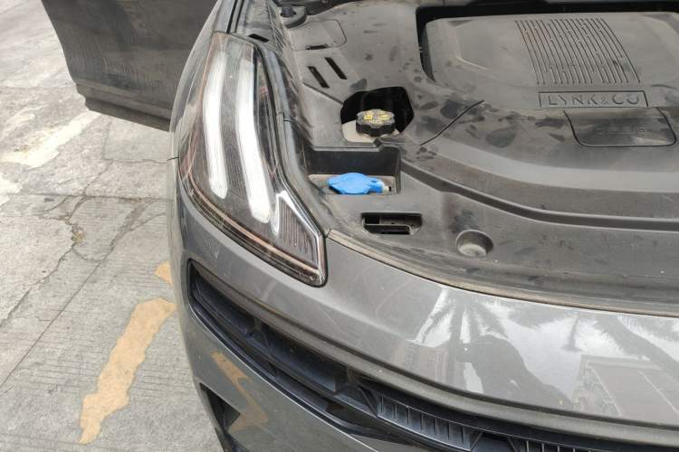 Used Lynk & Co 06 EM-P 2020 PHEV Plus Engine Bay Right