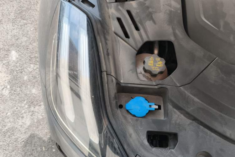 Used Lynk & Co 06 EM-P 2020 PHEV Plus Engine Bay Right