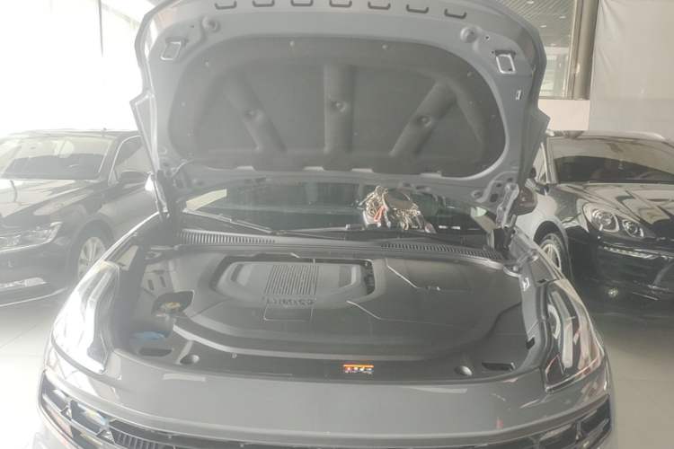 Used Lynk & Co 06 EM-P 2020 PHEV Plus Engine Bay