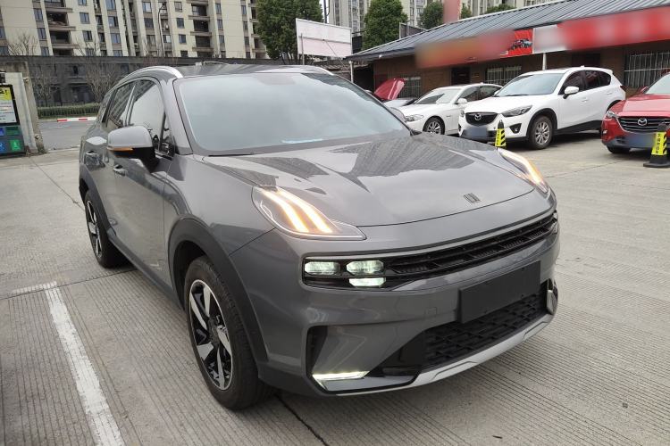 Used Lynk & Co 06 EM-P 2020 PHEV Plus Exterior 1