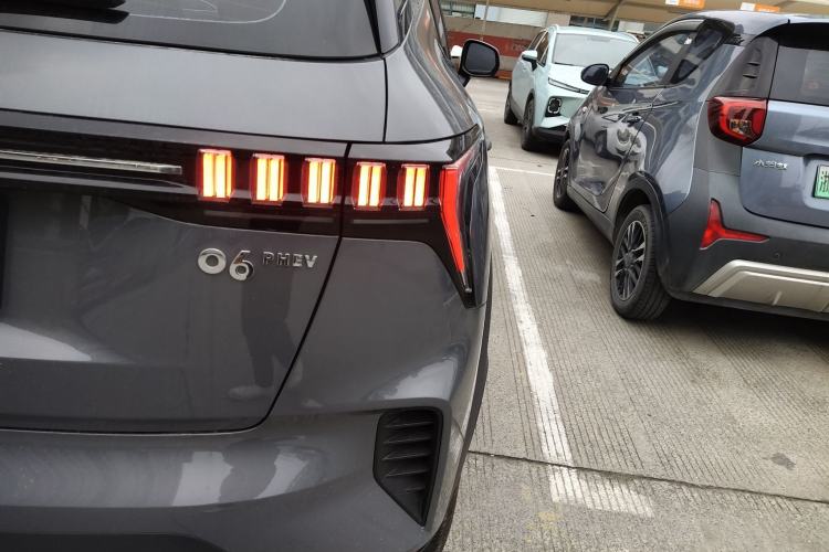Used Lynk & Co 06 EM-P 2020 PHEV Plus Exterior 3