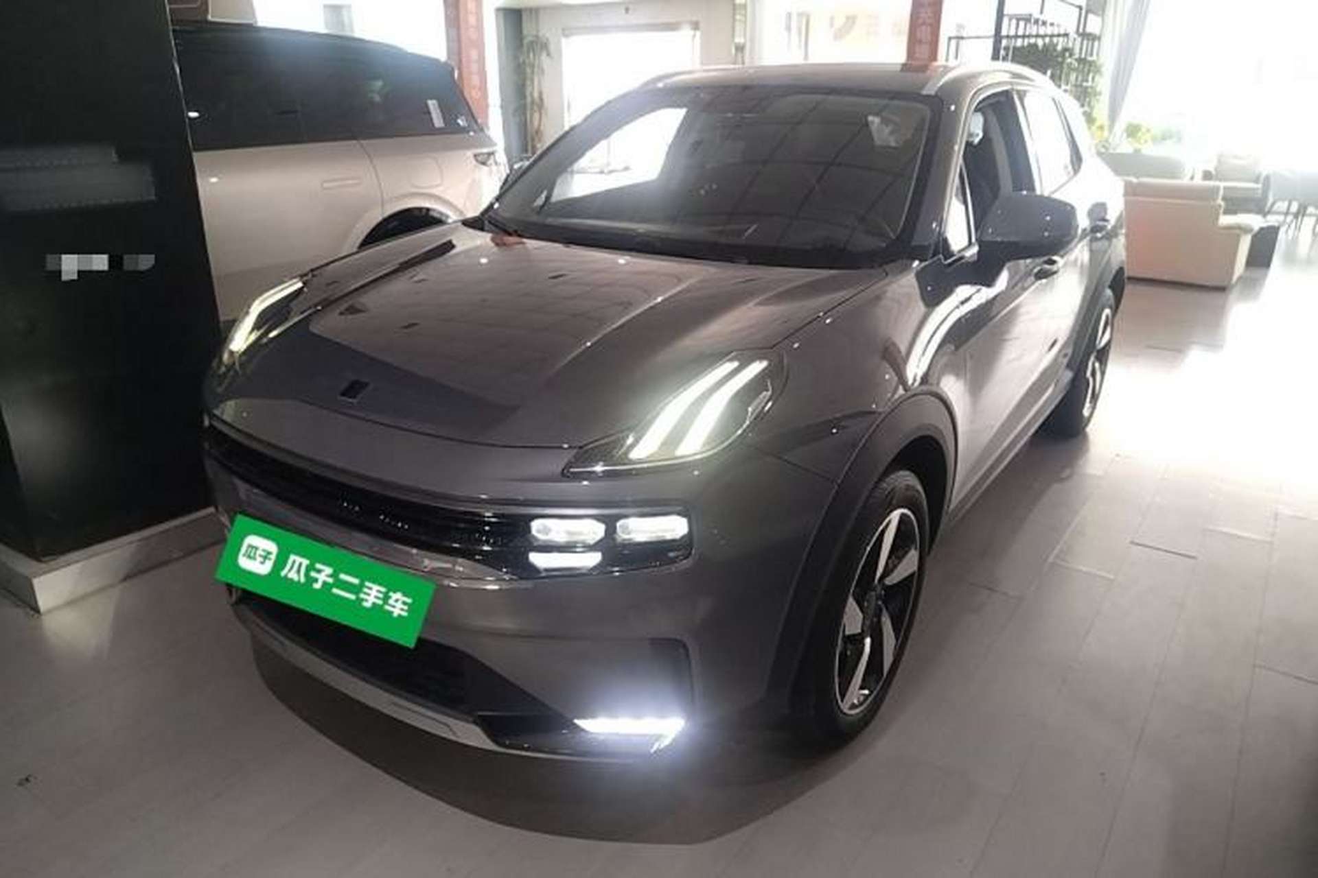 Used Lynk & Co 06 EM-P 2020 PHEV Plus Front Left 45 Deg