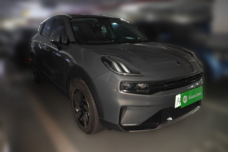 Used Lynk & Co 06 EM-P 2020 PHEV Plus Front Right 45 Deg
