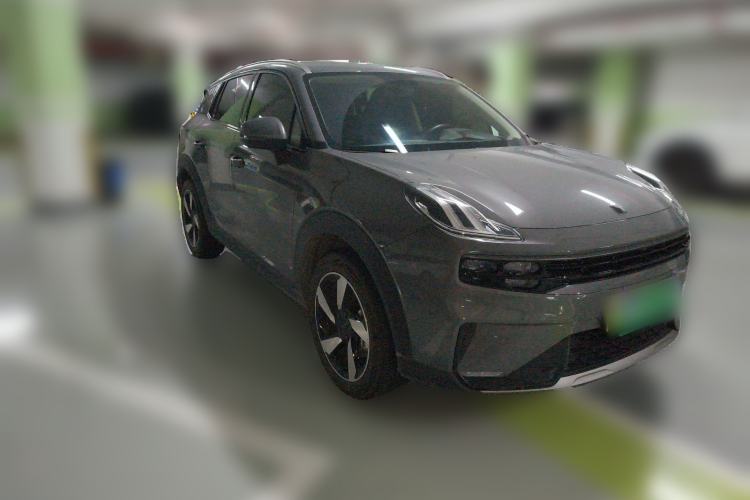 Used Lynk & Co 06 EM-P 2020 PHEV Plus Front Right 45 Deg