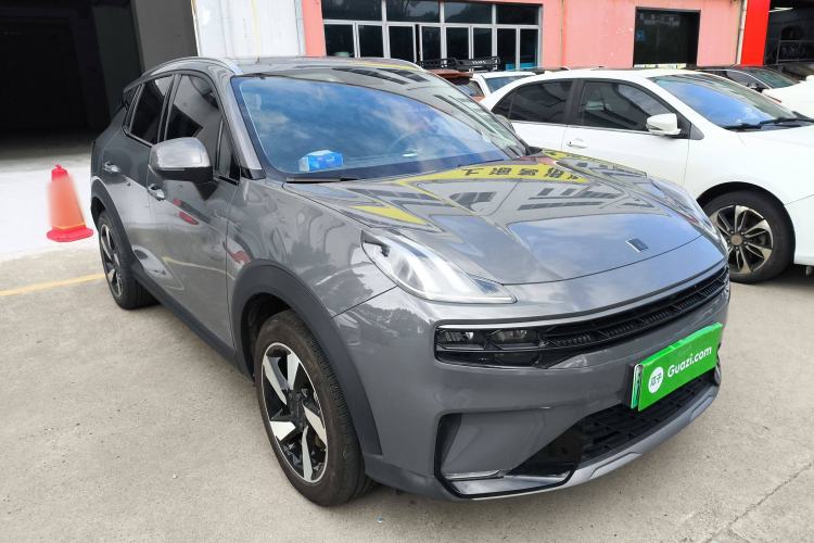 Used Lynk & Co 06 EM-P 2020 PHEV Plus Front Right 45 Deg