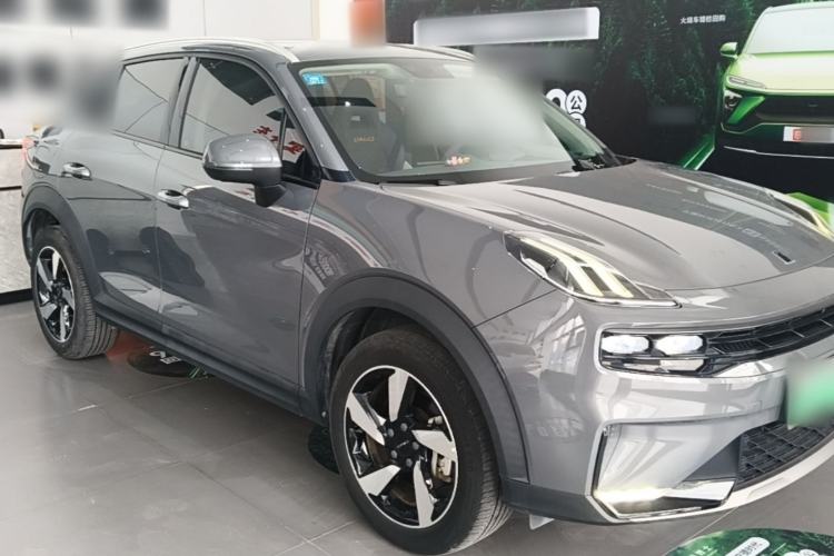 Used Lynk & Co 06 EM-P 2020 PHEV Plus Front Right 45 Deg