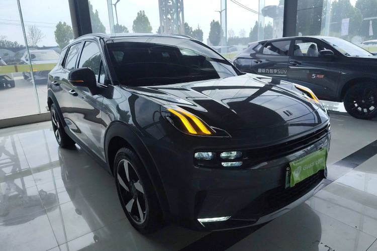 Used Lynk & Co 06 EM-P 2020 PHEV Plus Front Right 45 Deg