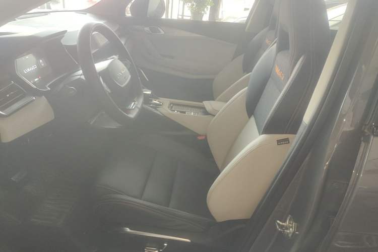 Used Lynk & Co 06 EM-P 2020 PHEV Plus Left Front Seat