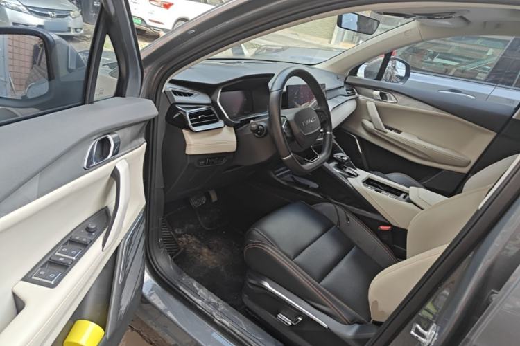 Used Lynk & Co 06 EM-P 2020 PHEV Plus Left Front Seat