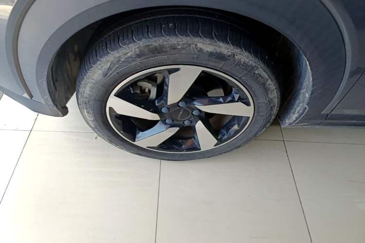 Used Lynk & Co 06 EM-P 2020 PHEV Plus Left Front Wheel Hub