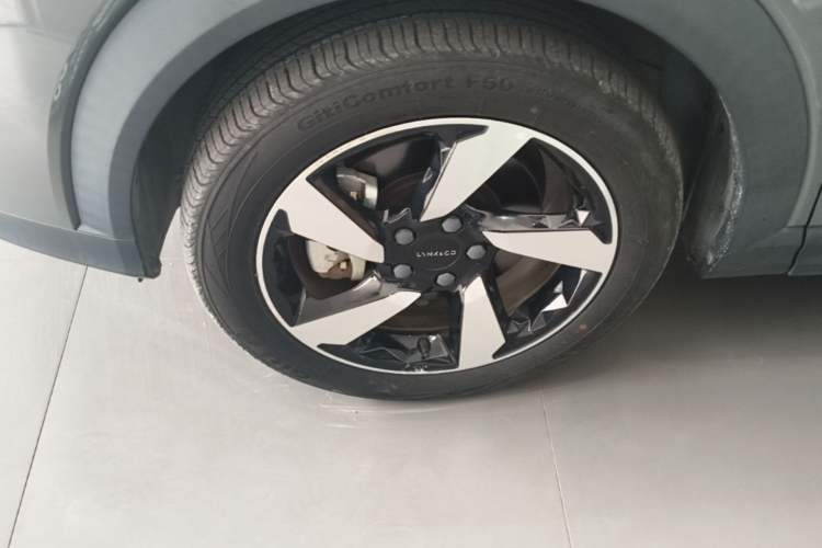 Used Lynk & Co 06 EM-P 2020 PHEV Plus Left Front Wheel Hub