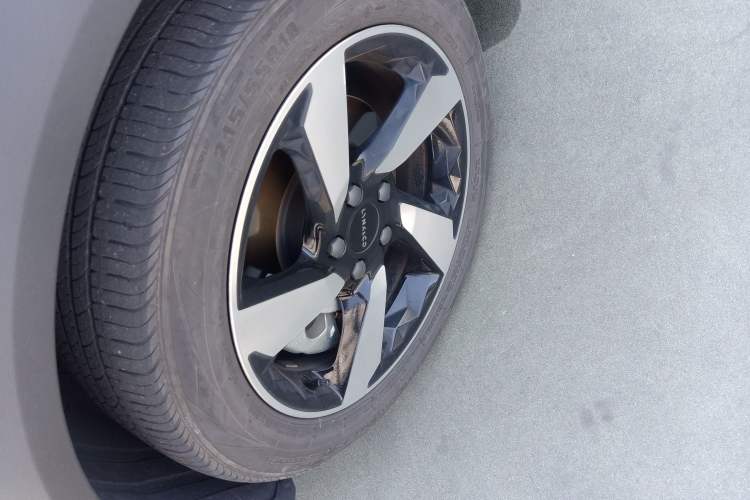 Used Lynk & Co 06 EM-P 2020 PHEV Plus Left Front Wheel Hub