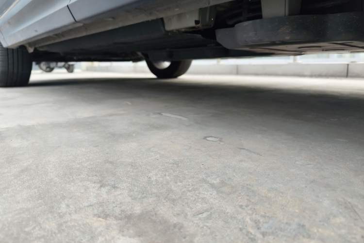 Used Lynk & Co 06 EM-P 2020 PHEV Plus Left Side Sill