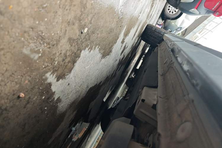 Used Lynk & Co 06 EM-P 2020 PHEV Plus Left Side Sill