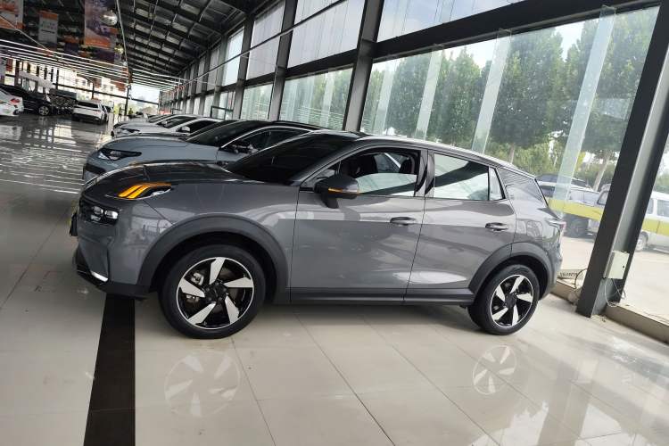 Used Lynk & Co 06 EM-P 2020 PHEV Plus Left Side