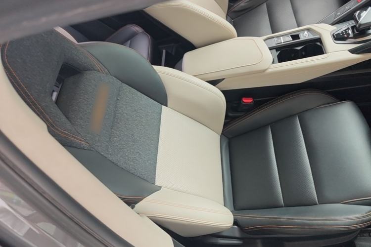 Used Lynk & Co 06 EM-P 2020 PHEV Plus Right Front Seat