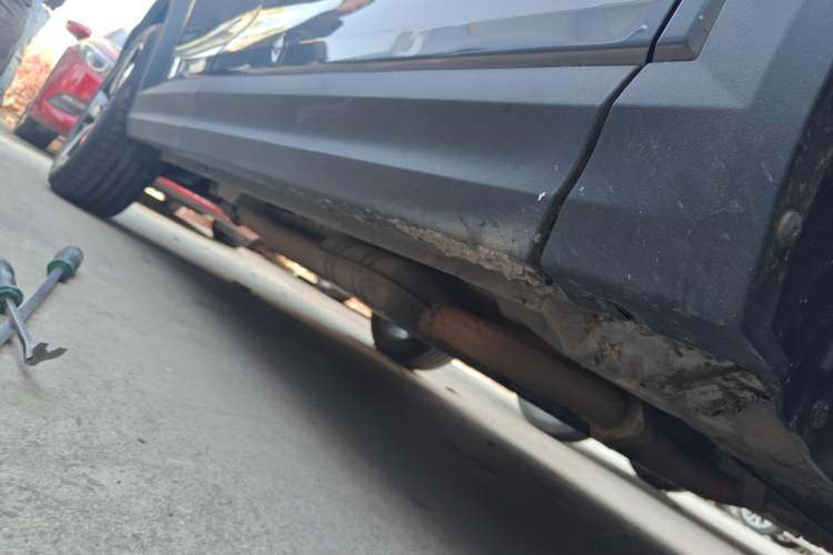 Used Lynk & Co 06 EM-P 2020 PHEV Plus Right Side Sill