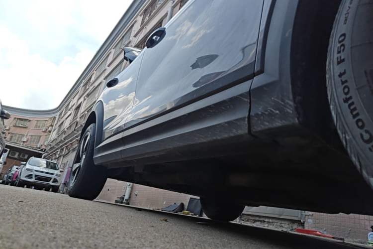 Used Lynk & Co 06 EM-P 2020 PHEV Plus Right Side Sill
