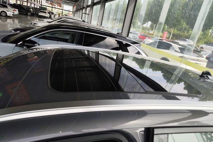 Used Lynk & Co 06 EM-P 2020 PHEV Plus Roof