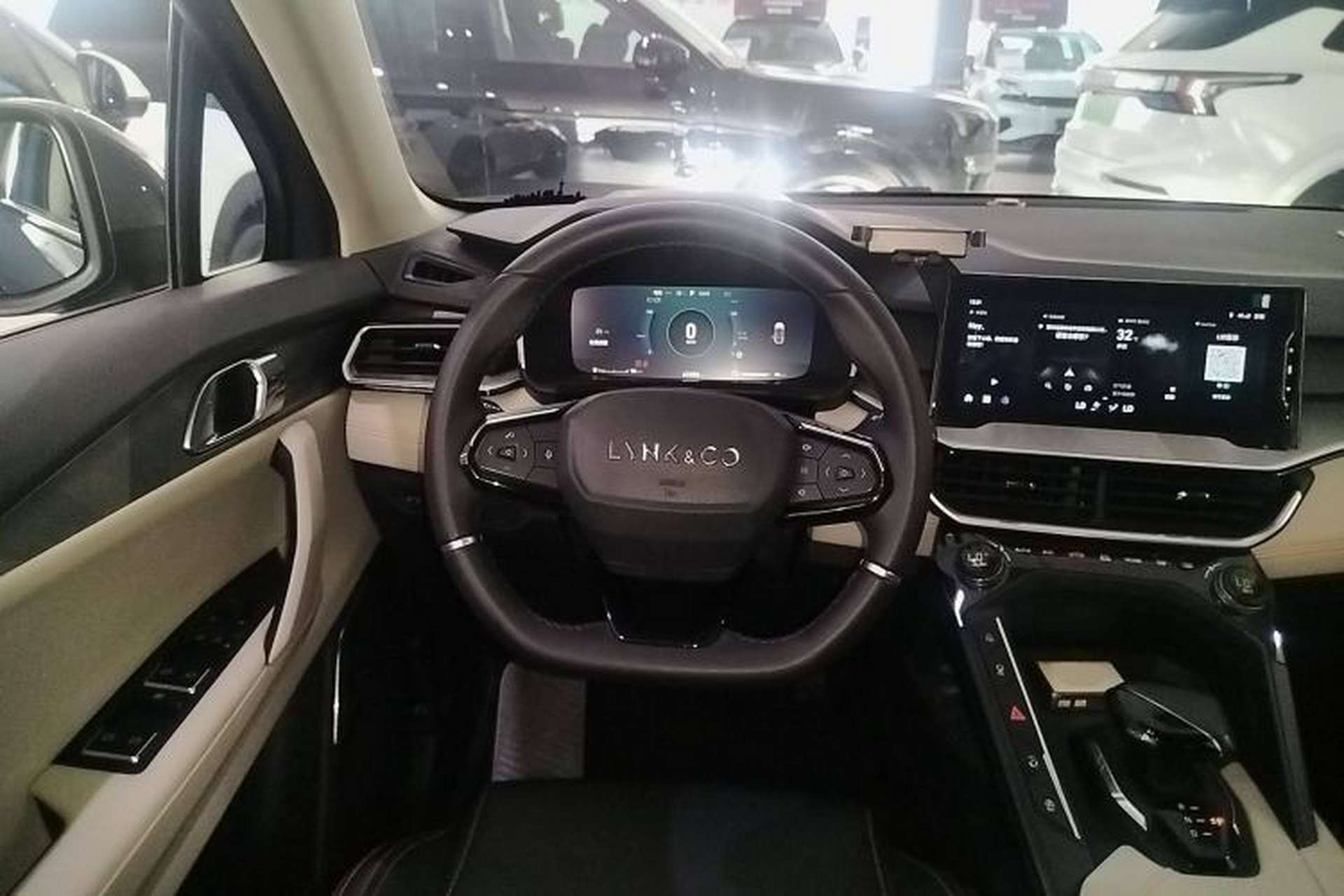 Used Lynk & Co 06 EM-P 2020 PHEV Plus Steering Wheel
