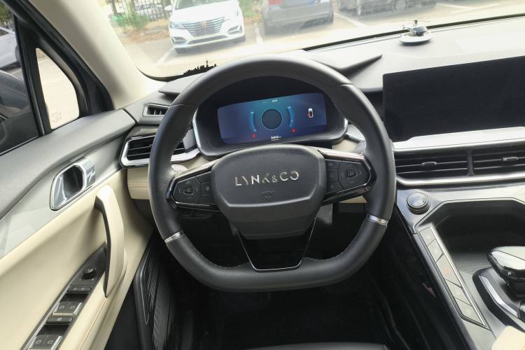 Used Lynk & Co 06 EM-P 2020 PHEV Plus Steering Wheel