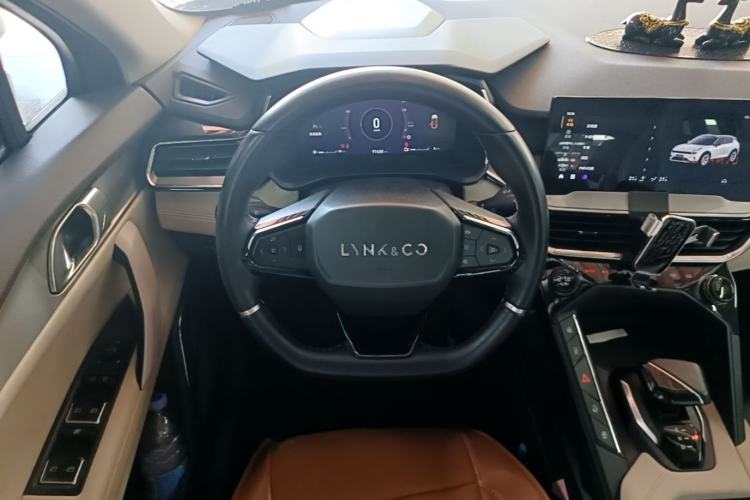 Used Lynk & Co 06 EM-P 2020 PHEV Plus Steering Wheel