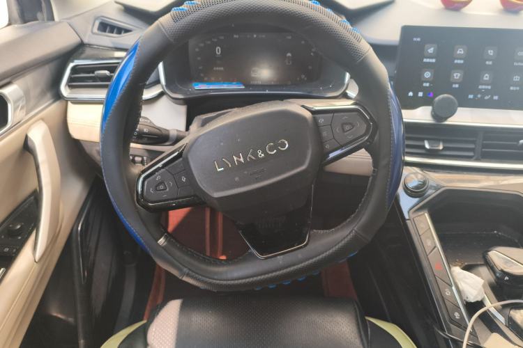 Used Lynk & Co 06 EM-P 2020 PHEV Plus Steering Wheel