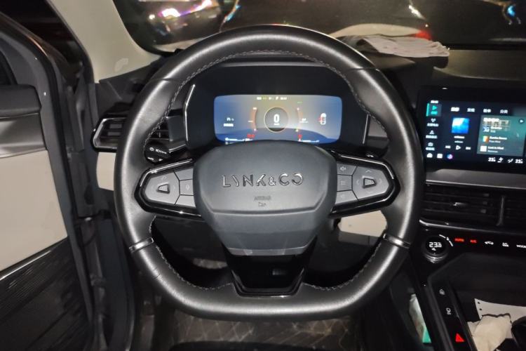 Used Lynk & Co 06 EM-P 2020 PHEV Plus Steering Wheel