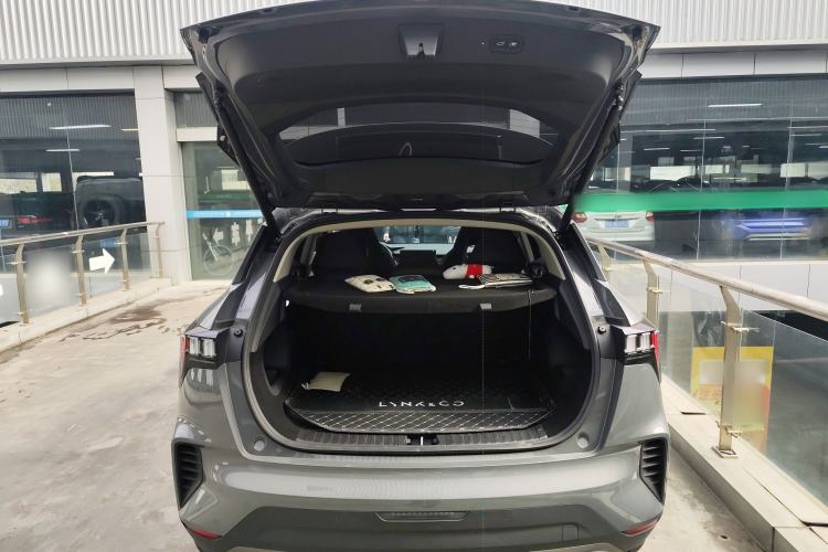 Used Lynk & Co 06 EM-P 2020 PHEV Plus Trunk
